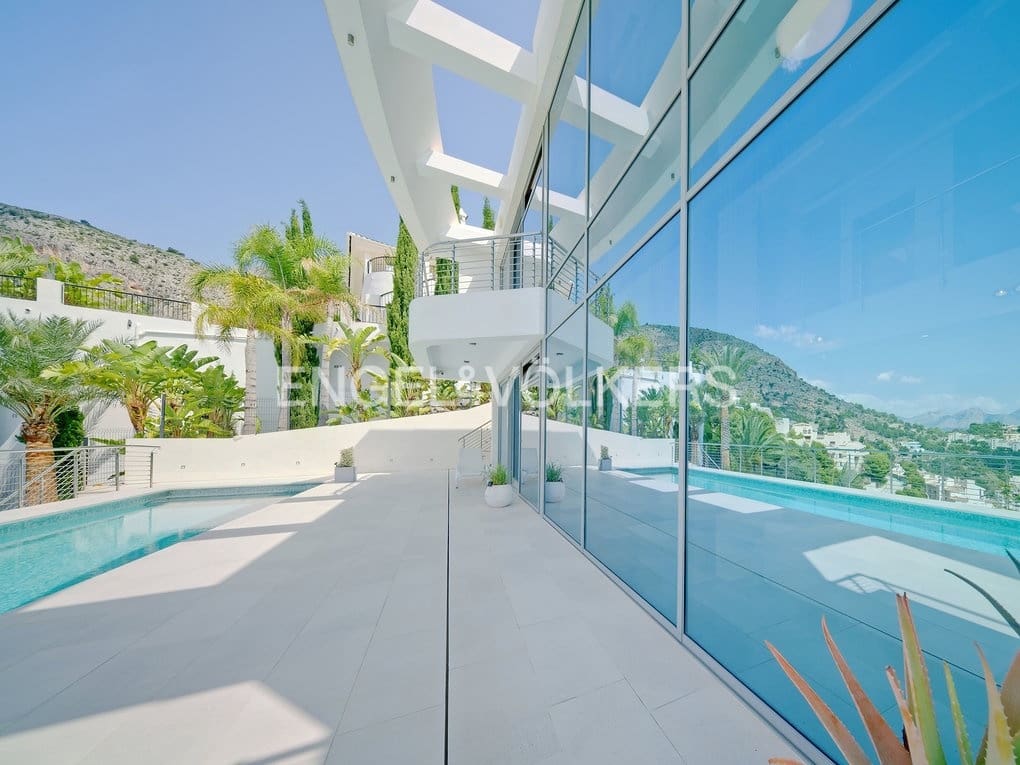 5 Zimmer Villa zu verkaufen in Altea mit Pool Garage - 2.650.000 € (Ref: 7675253)