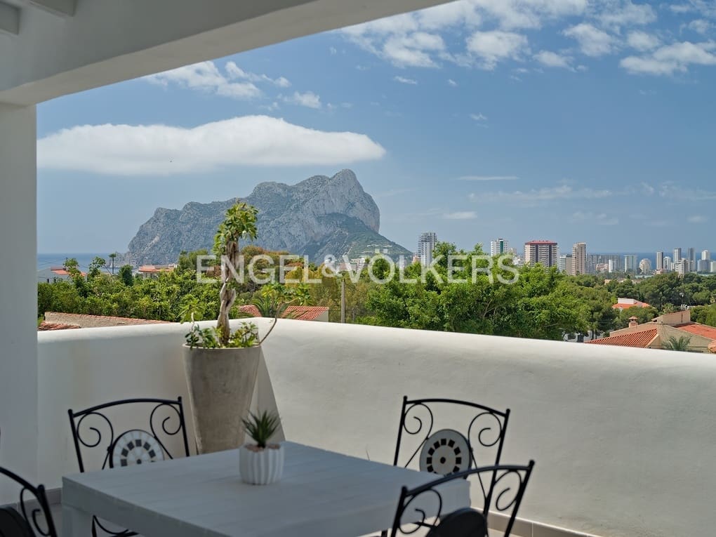 6 soveværelse Villa til salg i Calpe / Calp med swimmingpool garage - € 950.000 (Ref: 7678345)