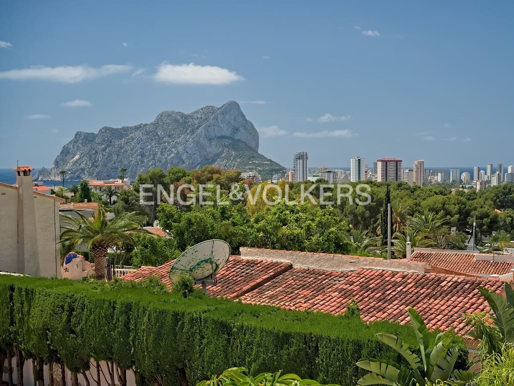 6 soveværelse Villa til salg i Calpe / Calp med swimmingpool garage - € 950.000 (Ref: 7678345)