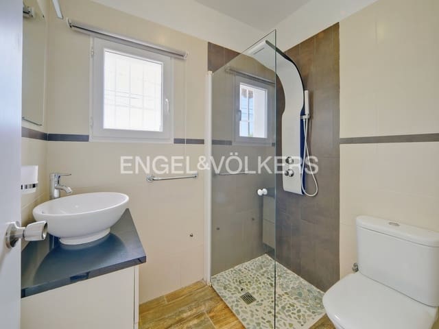 6 sovrum Villa till salu i Pueblo, Calpe / Calp med pool garage - 950 000 € (Ref: 7678345)