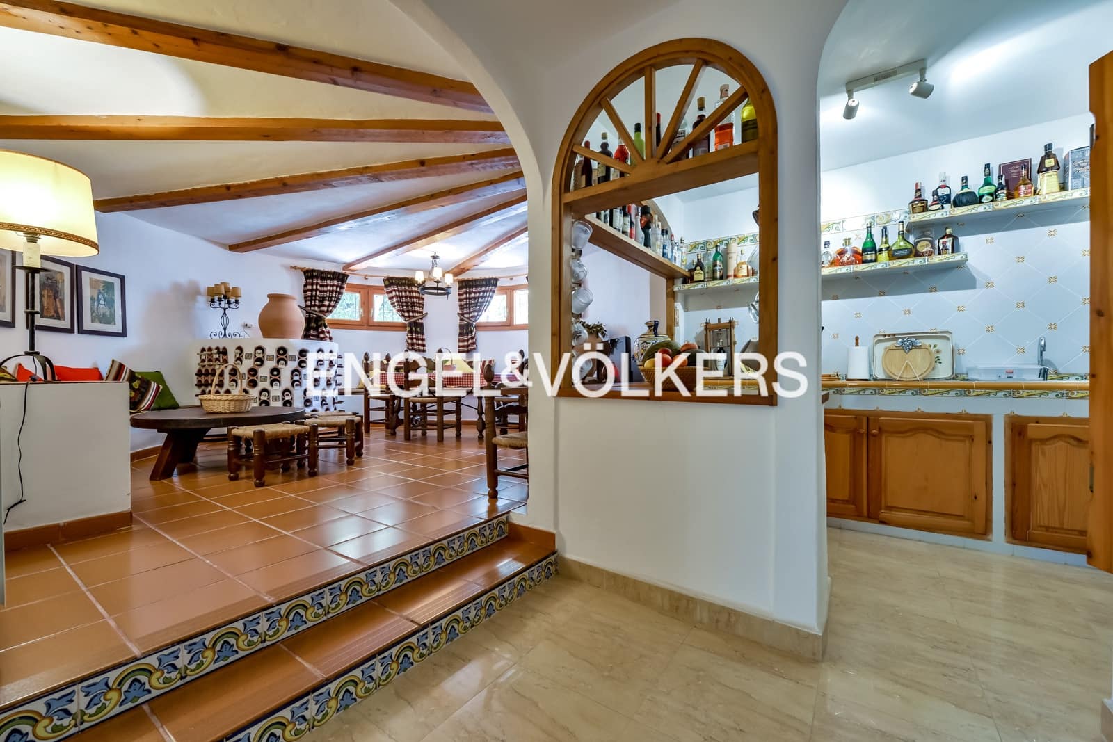 7 quarto Moradia para venda em Calpe / Calp com piscina garagem - 1 700 000 € (Ref: 7704573)