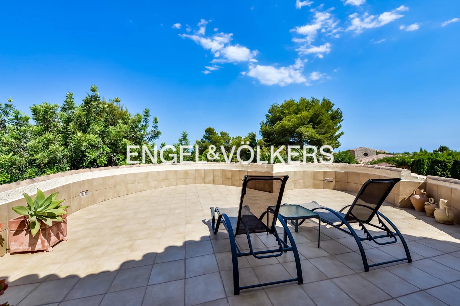 7 soveværelse Villa til salg i Calpe / Calp med swimmingpool garage - € 1.490.000 (Ref: 7704573)