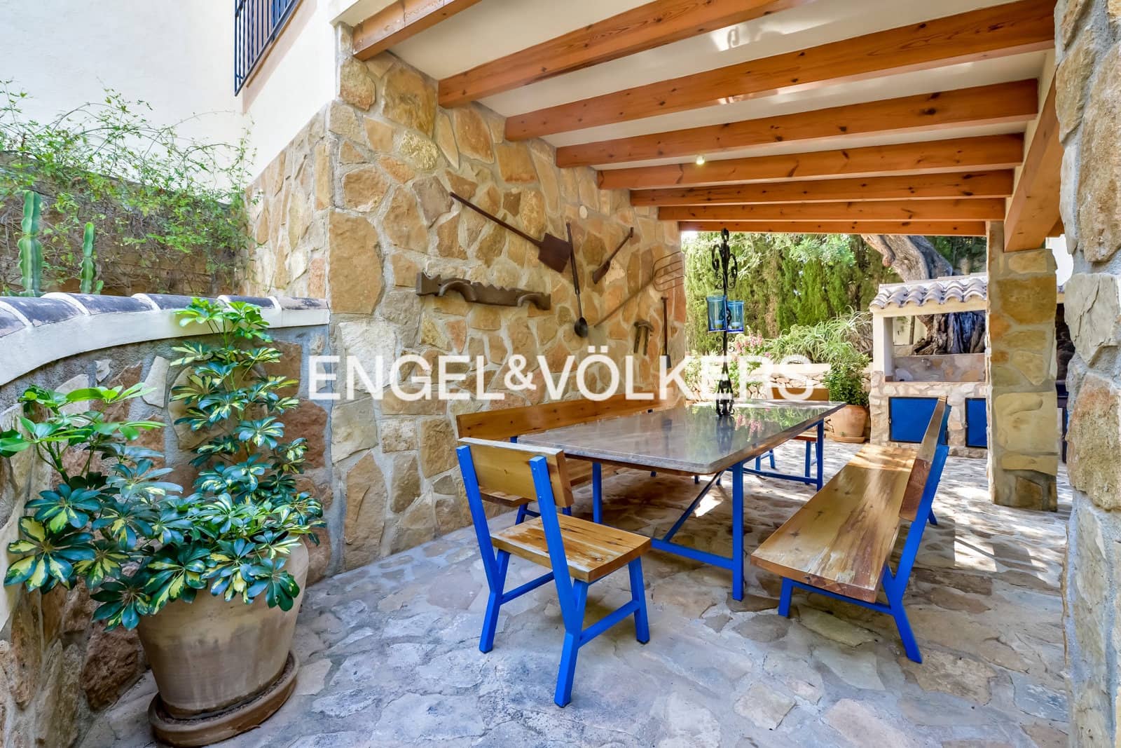 7 soveværelse Villa til salg i Calpe / Calp med swimmingpool garage - € 1.490.000 (Ref: 7704573)