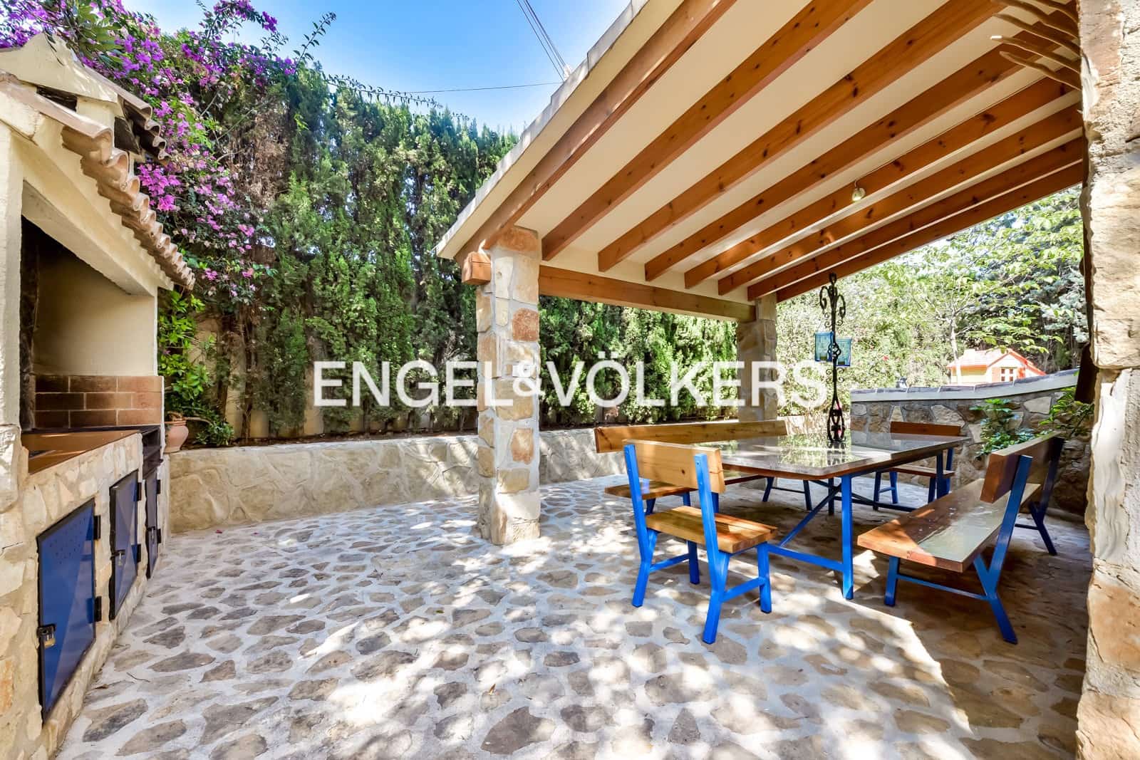 7 soveværelse Villa til salg i Calpe / Calp med swimmingpool garage - € 1.490.000 (Ref: 7704573)