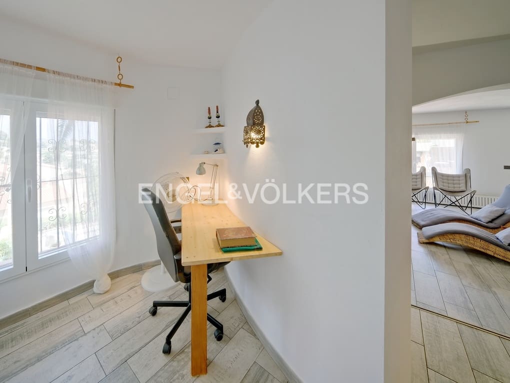 6 Zimmer Villa zu verkaufen in Calpe / Calp mit Pool Garage - 845.000 € (Ref: 7748394)
