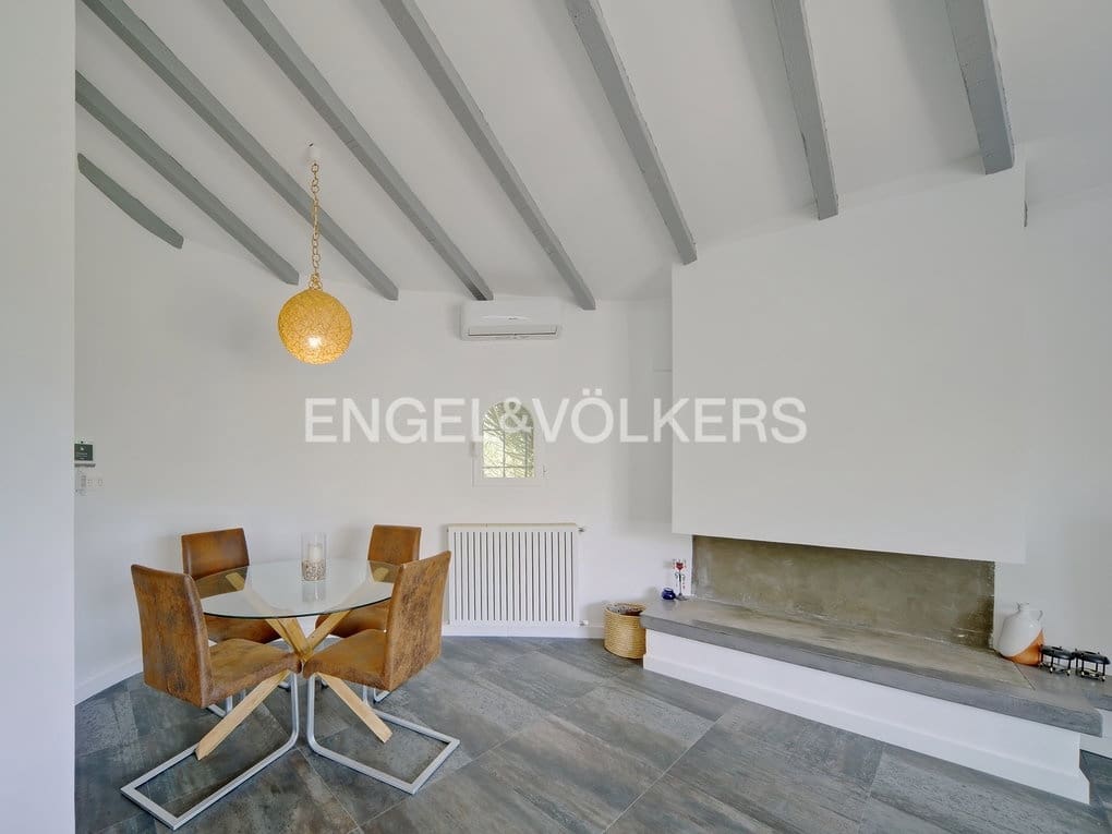 6 bedroom Villa for sale in Calpe / Calp with pool garage - € 845,000 (Ref: 7748394)