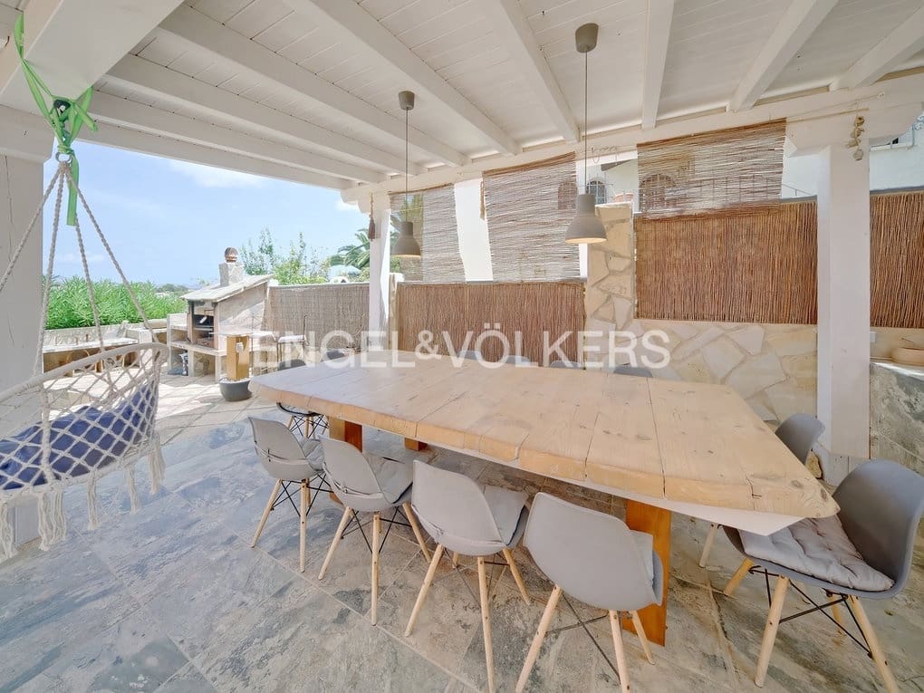 6 bedroom Villa for sale in Calpe / Calp with pool garage - € 845,000 (Ref: 7748394)