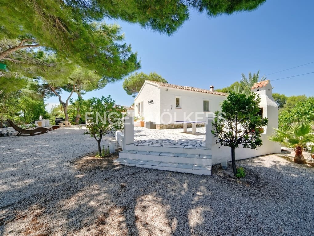 6 soverom Villa til salgs i Altea la Vella med svømmebasseng garasje - € 740 000 (Ref: 7775984)