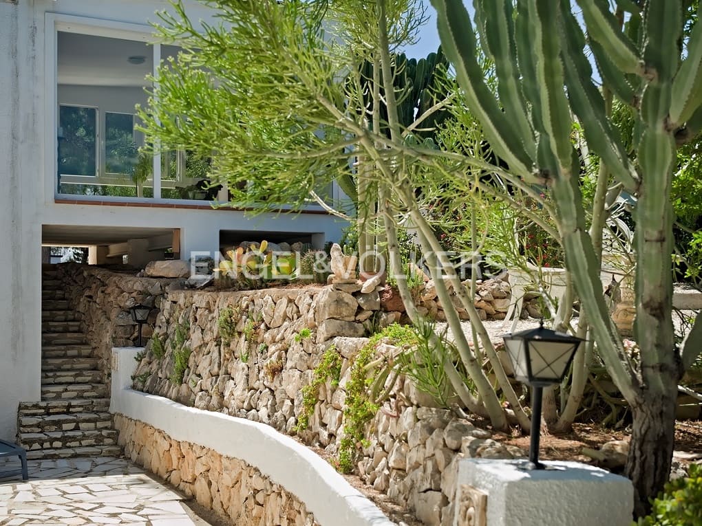 6 soverom Villa til salgs i Altea la Vella med svømmebasseng garasje - € 740 000 (Ref: 7775984)