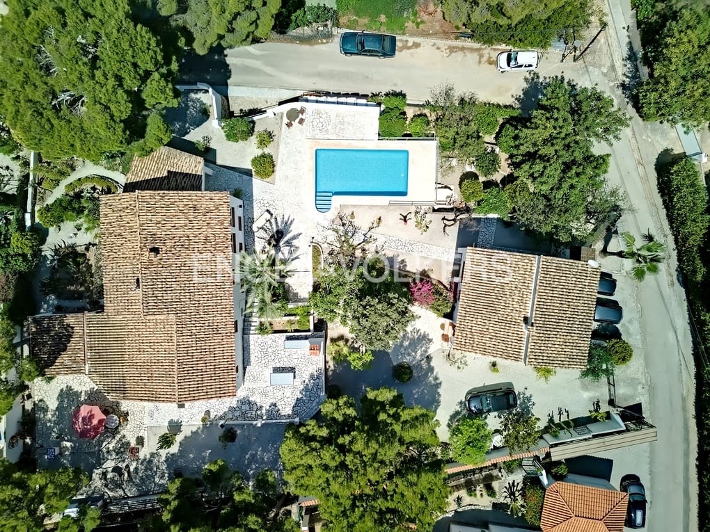 6 soverom Villa til salgs i Altea la Vella med svømmebasseng garasje - € 740 000 (Ref: 7775984)