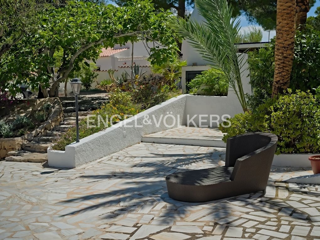 6 soverom Villa til salgs i Altea la Vella med svømmebasseng garasje - € 740 000 (Ref: 7775984)