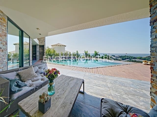 3 soveværelse Villa til salg i Altea med swimmingpool garage - € 2.650.000 (Ref: 7852090)