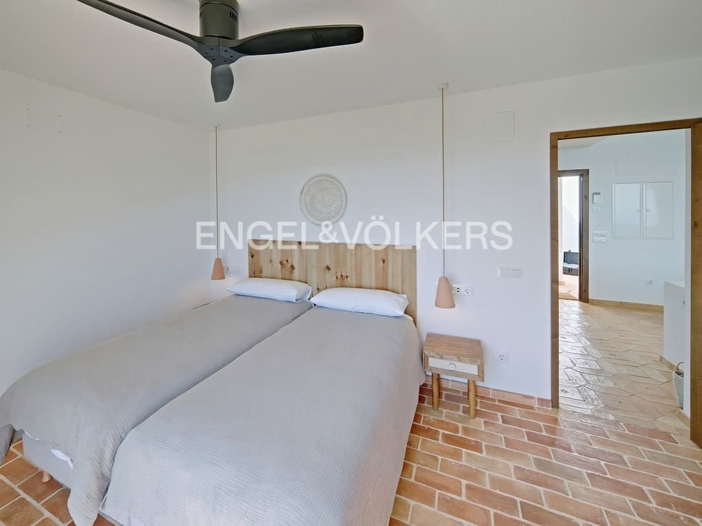 4 slaapkamer Villa te koop in Moraira met zwembad garage - € 1.825.000 (Ref: 7857705)