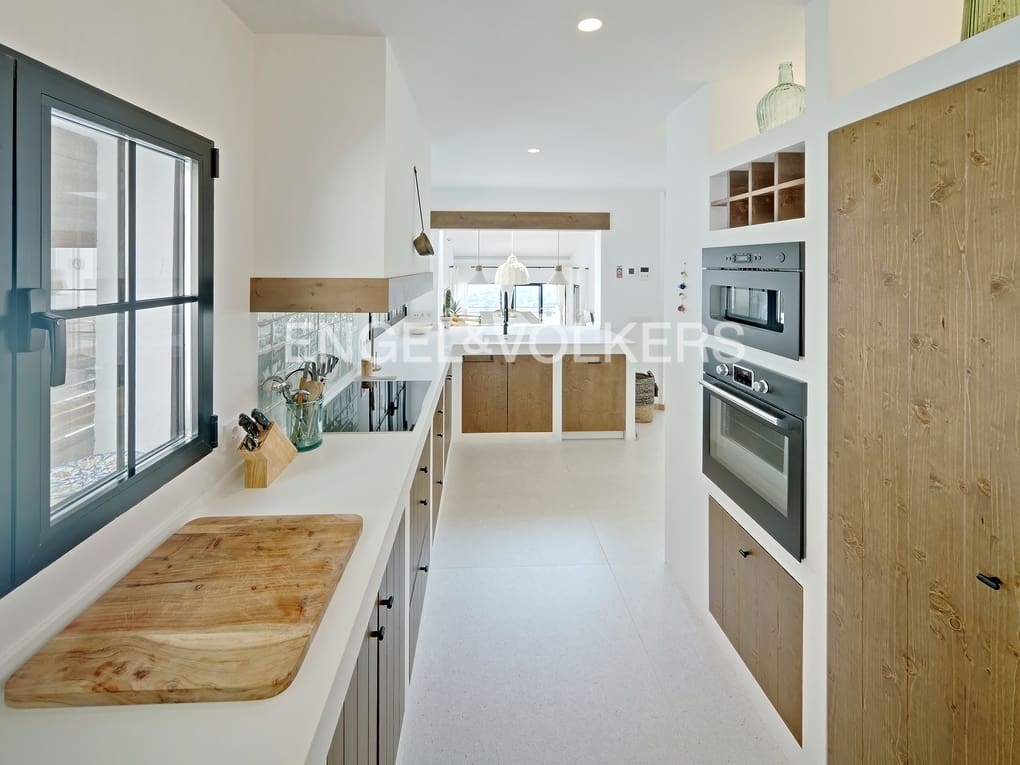 4 slaapkamer Villa te koop in Moraira met zwembad garage - € 1.825.000 (Ref: 7857705)