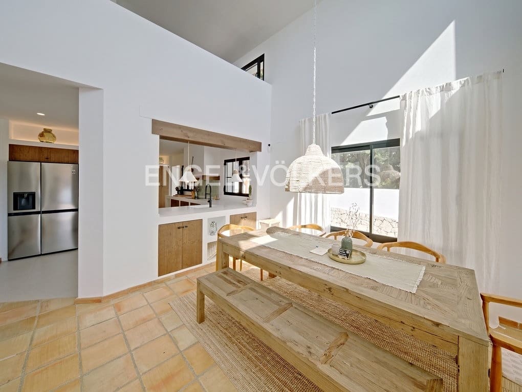4 slaapkamer Villa te koop in Moraira met zwembad garage - € 1.725.000 (Ref: 7857705)