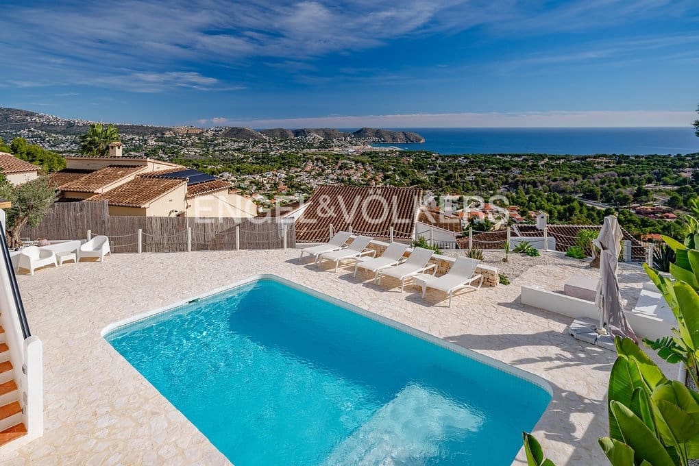 4 slaapkamer Villa te koop in Moraira met zwembad garage - € 1.725.000 (Ref: 7857705)