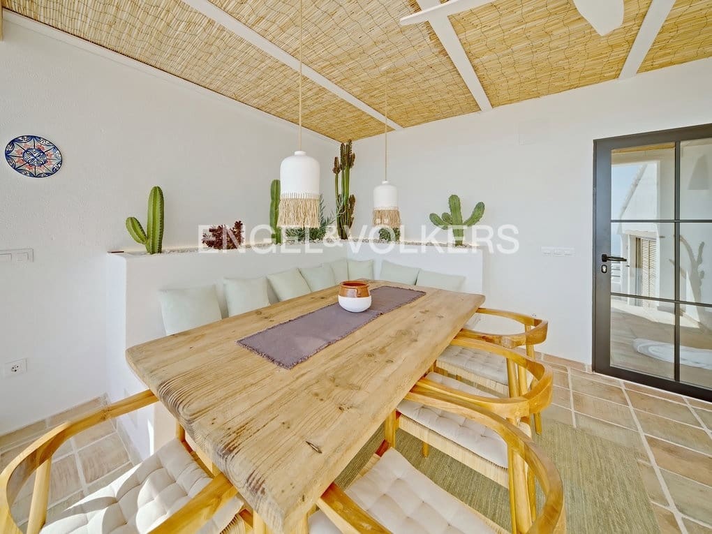 4 slaapkamer Villa te koop in Moraira met zwembad garage - € 1.725.000 (Ref: 7857705)