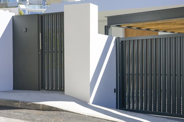 4 soveværelse Villa til salg i Altea med swimmingpool garage - € 2.250.000 (Ref: 7876765)