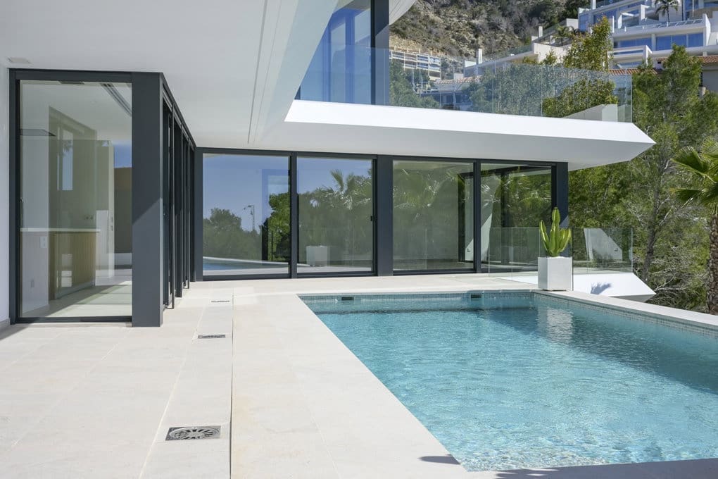 4 bedroom Villa for sale in Altea with pool garage - € 2,250,000 (Ref: 7876765)