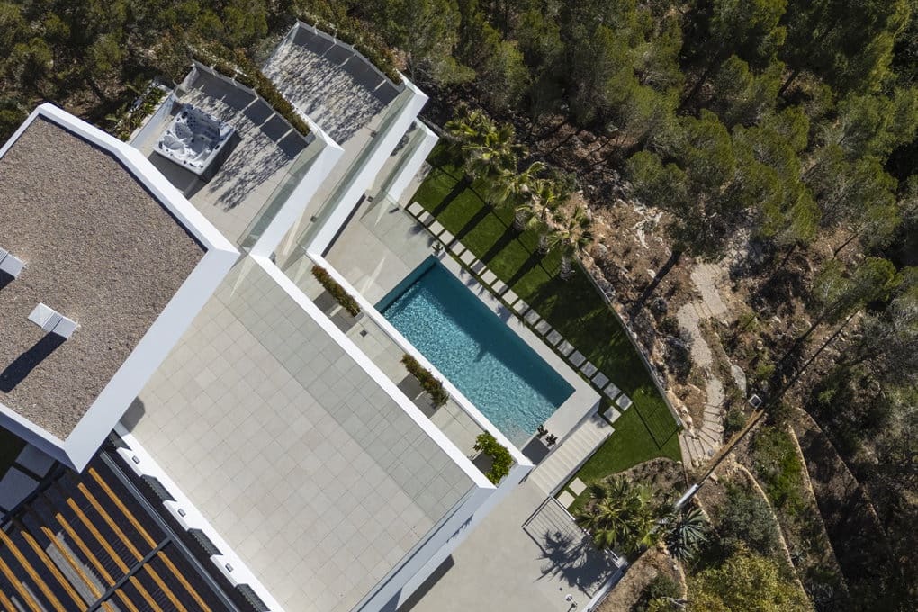 4 bedroom Villa for sale in Altea with pool garage - € 2,250,000 (Ref: 7876765)
