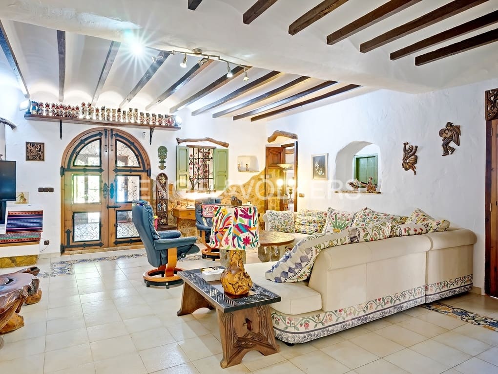 4 soveværelse Finca/Landehus til salg i Calpe / Calp med swimmingpool garage - € 2.500.000 (Ref: 7879356)