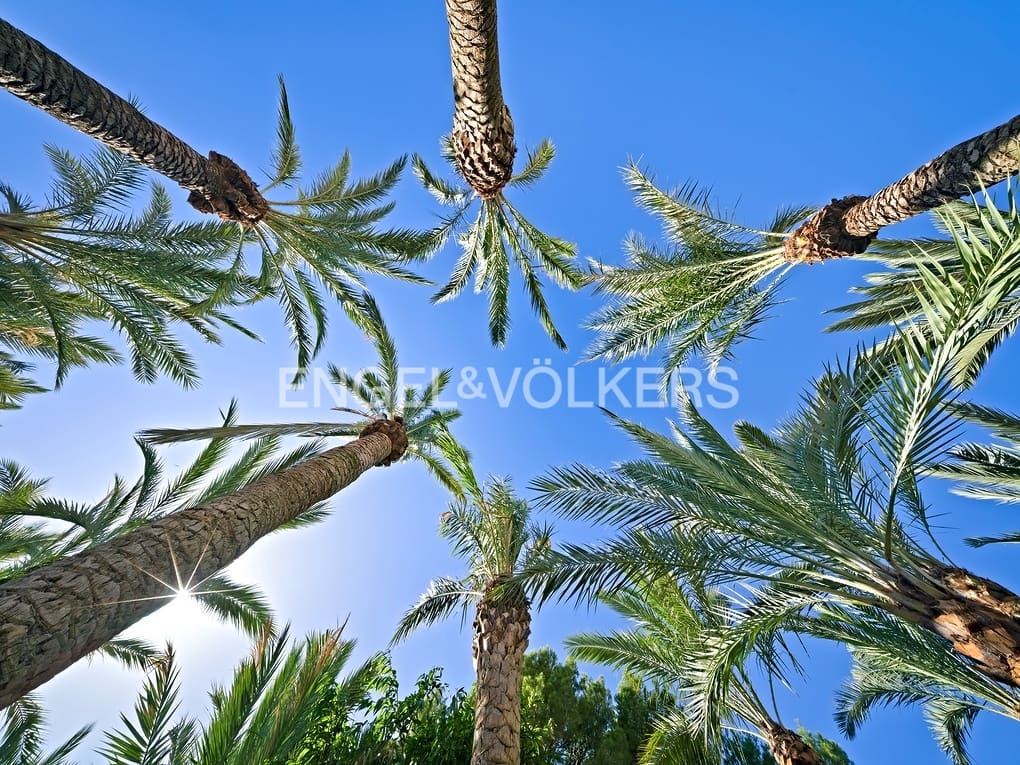 4 soveværelse Finca/Landehus til salg i Calpe / Calp med swimmingpool garage - € 2.500.000 (Ref: 7879356)