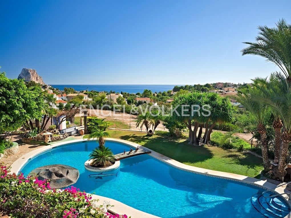 4 soveværelse Finca/Landehus til salg i Calpe / Calp med swimmingpool garage - € 2.500.000 (Ref: 7879356)