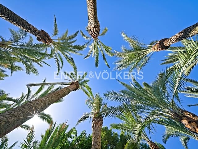 4 soveværelse Finca/Landehus til salg i Calpe / Calp med swimmingpool garage - € 2.500.000 (Ref: 7879356)