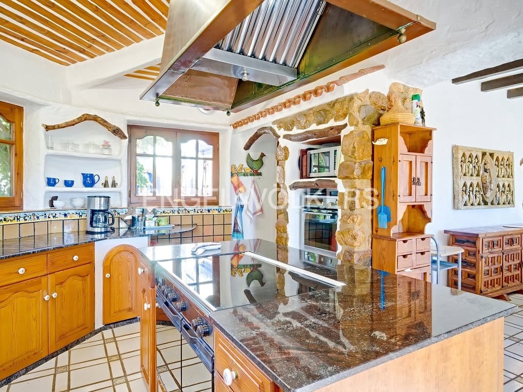 4 slaapkamer Finca/Landhuis te koop in Calpe / Calp met zwembad garage - € 1.908.900 (Ref: 7879356)