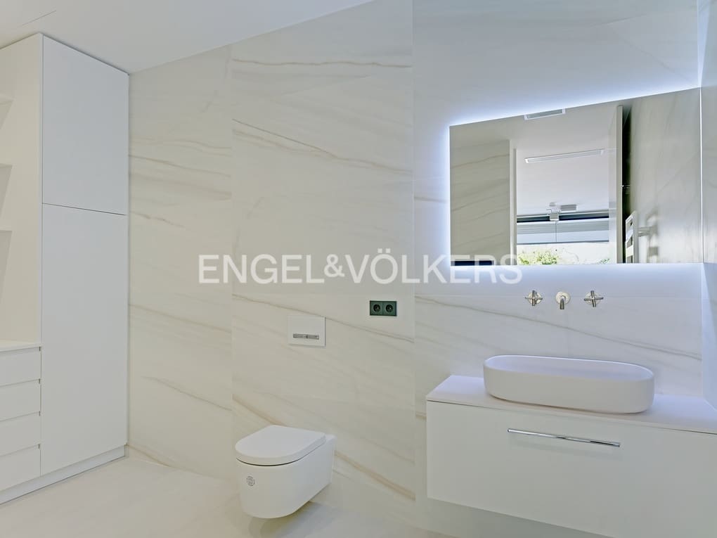 5 soveværelse Villa til salg i Altea med swimmingpool garage - € 4.700.000 (Ref: 7885856)