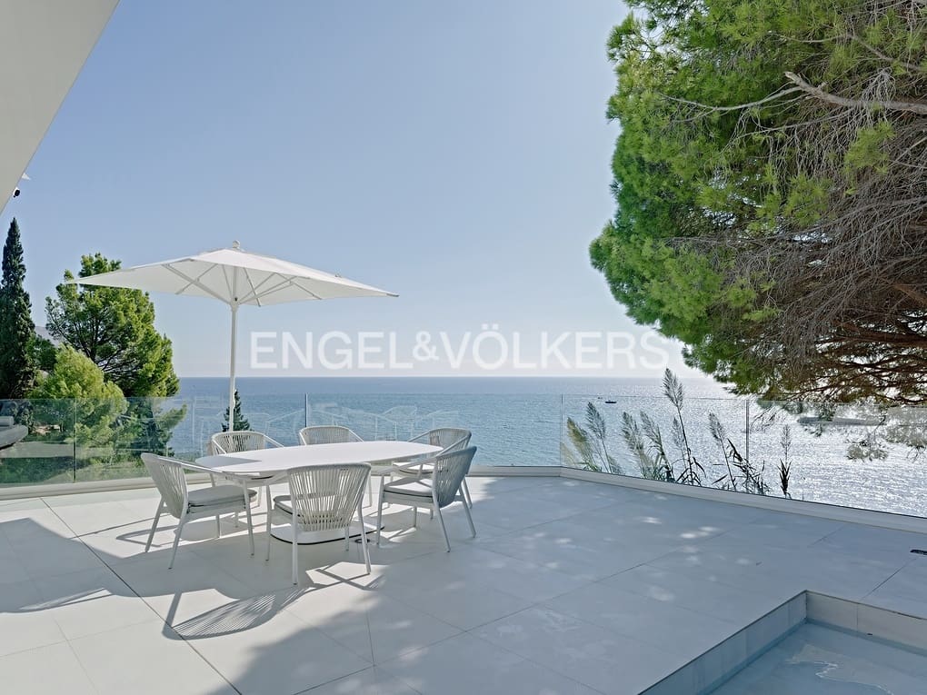 5 soveværelse Villa til salg i Altea med swimmingpool garage - € 4.700.000 (Ref: 7885856)
