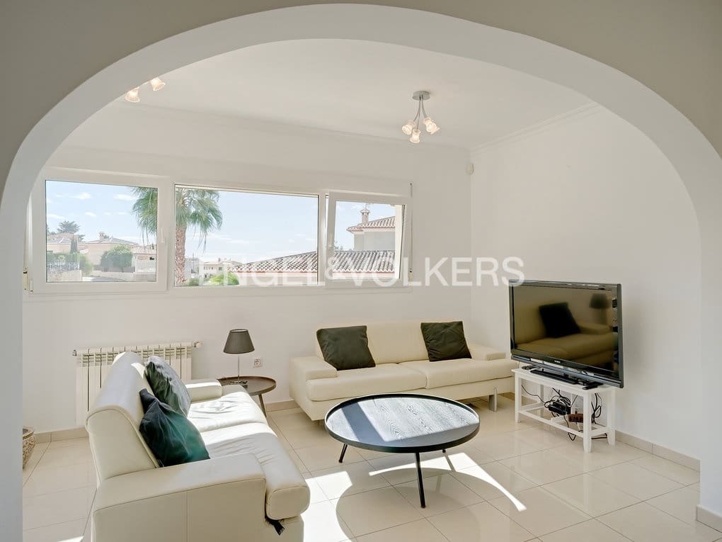 5 quarto Moradia para venda em Calpe / Calp com piscina garagem - 820 000 € (Ref: 7894513)