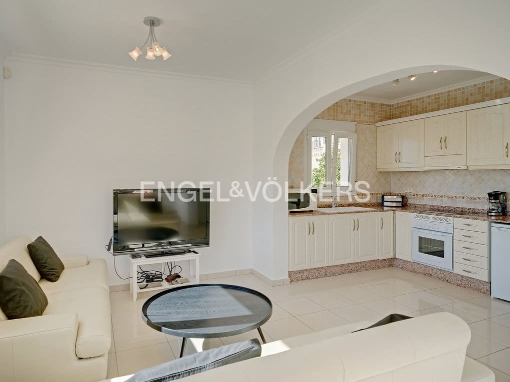 5 quarto Moradia para venda em Calpe / Calp com piscina garagem - 820 000 € (Ref: 7894513)