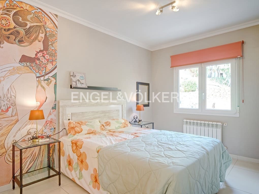 5 quarto Moradia para venda em Calpe / Calp com piscina garagem - 820 000 € (Ref: 7894513)