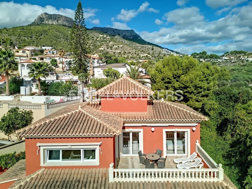5 quarto Moradia para venda em Calpe / Calp com piscina garagem - 820 000 € (Ref: 7894513)