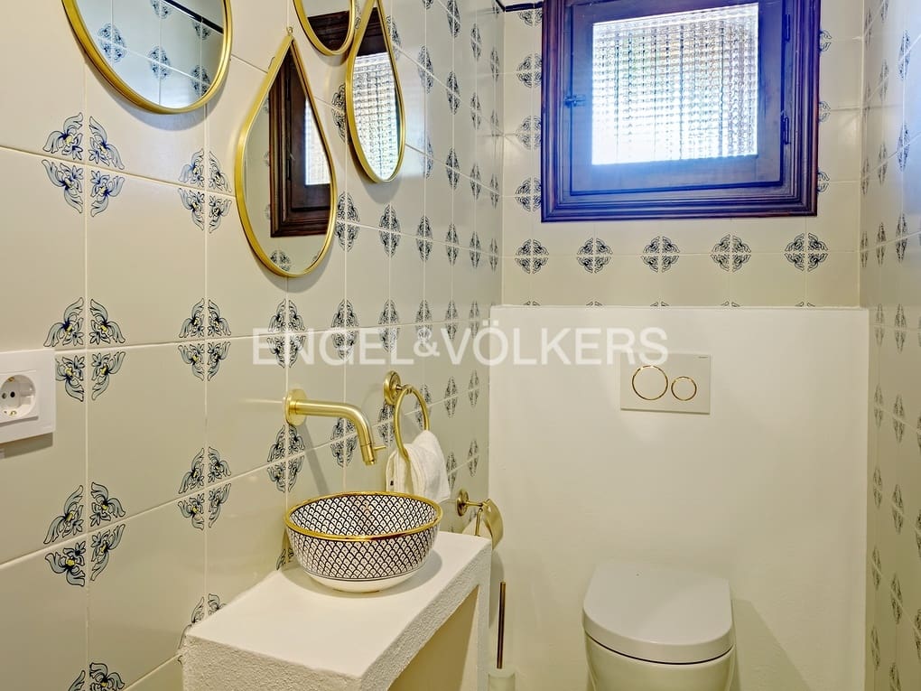 6 makuuhuone Huvila myytävänä paikassa Benissa mukana uima-altaan 
autotalli - 1 990 000 € (Ref: 7952227)