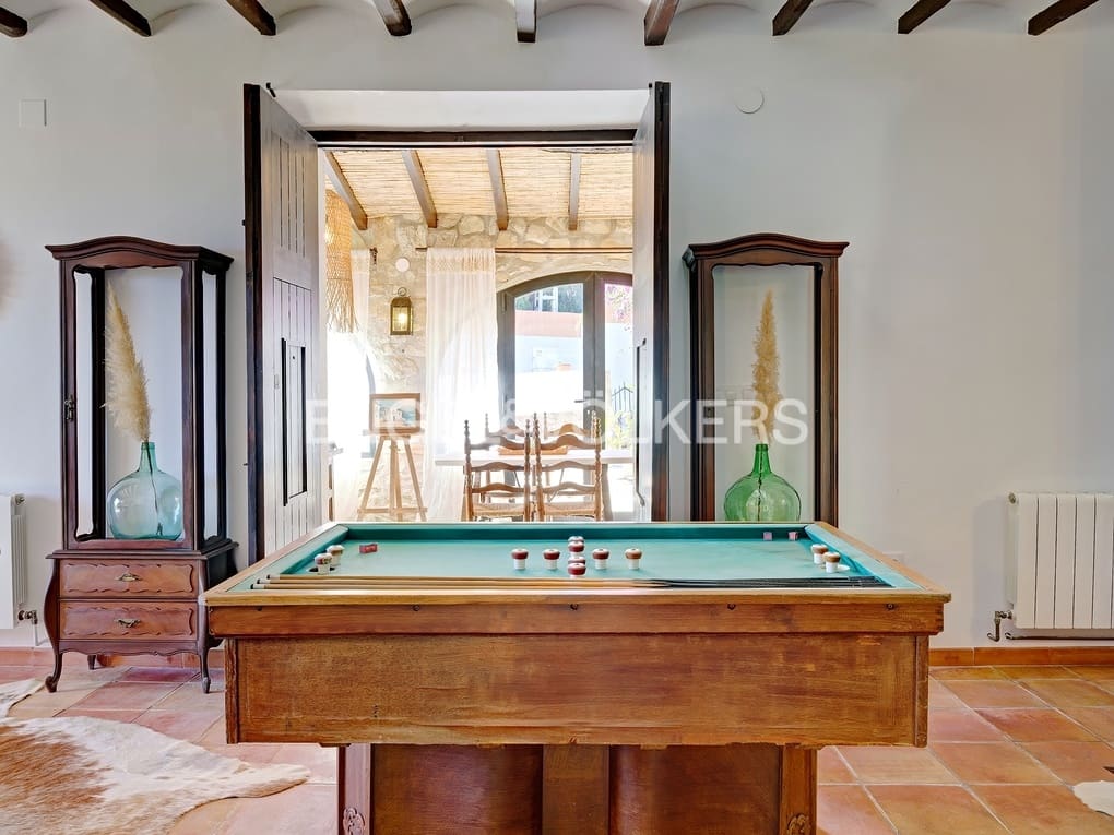 6 makuuhuone Huvila myytävänä paikassa Benissa mukana uima-altaan 
autotalli - 1 990 000 € (Ref: 7952227)