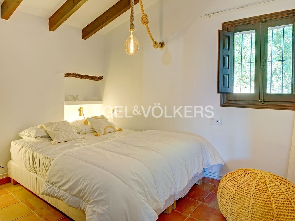 6 makuuhuone Huvila myytävänä paikassa Benissa mukana uima-altaan 
autotalli - 1 990 000 € (Ref: 7952227)