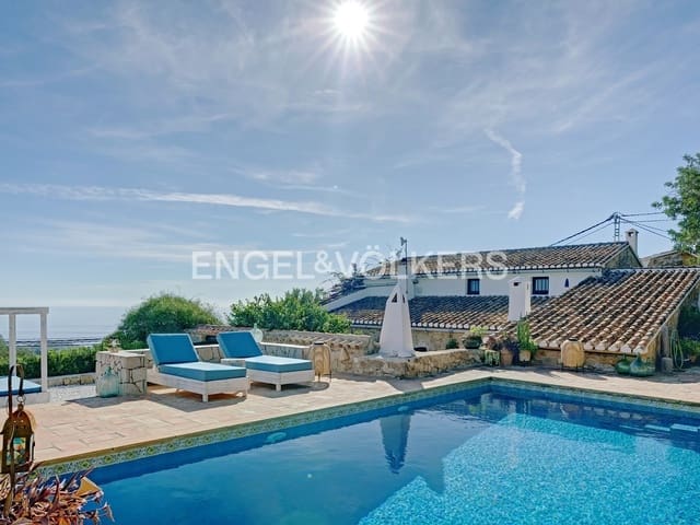 6 sovrum Villa till salu i Benissa med pool garage - 1 990 000 € (Ref: 7952227)