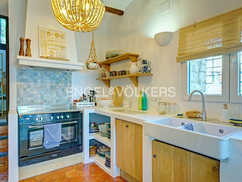 6 makuuhuone Huvila myytävänä paikassa Benissa mukana uima-altaan 
autotalli - 1 990 000 € (Ref: 7952227)