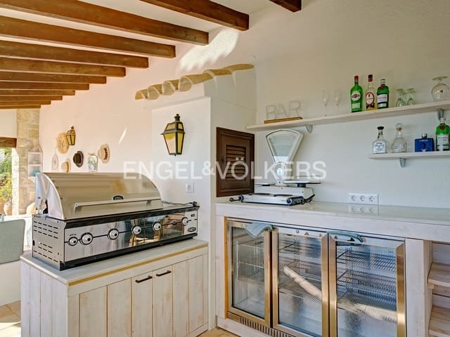 6 sovrum Villa till salu i Benissa med pool garage - 1 990 000 € (Ref: 7952227)