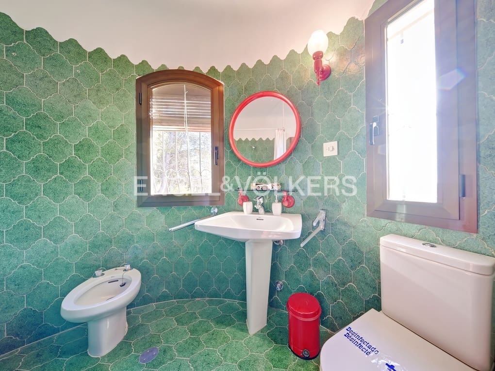 3 bedroom Villa for sale in Altea with pool garage - € 850,000 (Ref: 8061010)