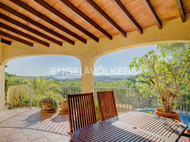 3 sovrum Villa till salu i Altea med pool garage - 850 000 € (Ref: 8061010)