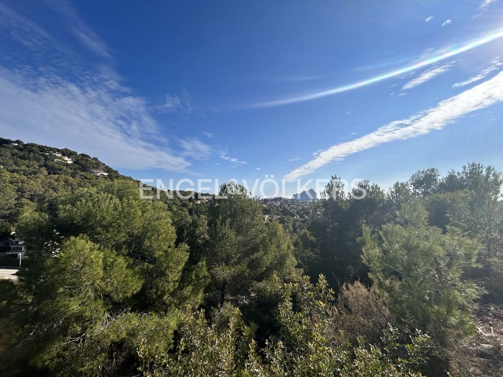 Grunde uden byggetilladelser til salg i Calpe / Calp - € 180.000 (Ref: 8085068)