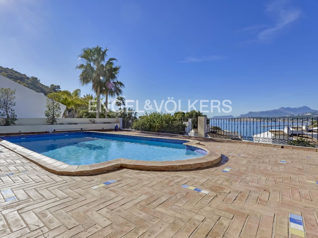 4 soveværelse Villa til salg i Moraira med swimmingpool garage - € 2.950.000 (Ref: 8107412)