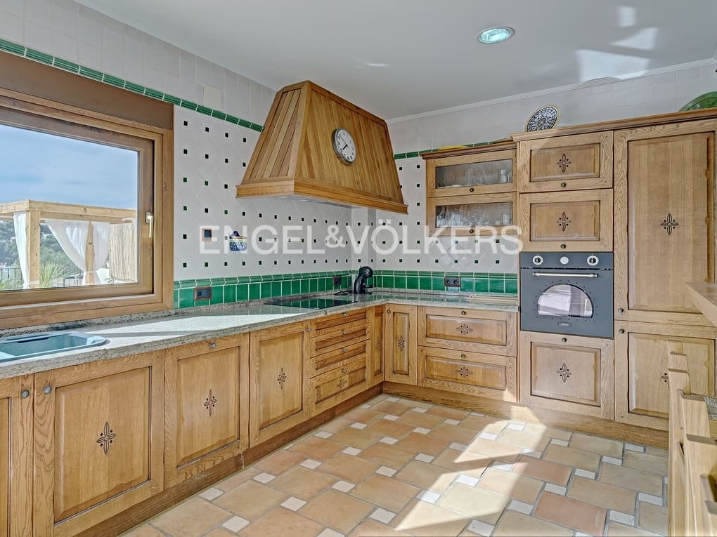 4 soveværelse Villa til salg i Moraira med swimmingpool garage - € 2.950.000 (Ref: 8107412)