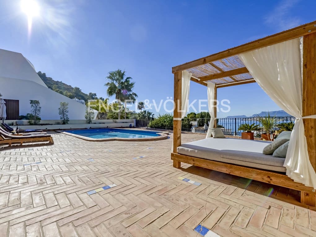 4 sovrum Villa till salu i Moraira med pool garage - 2 950 000 € (Ref: 8107412)