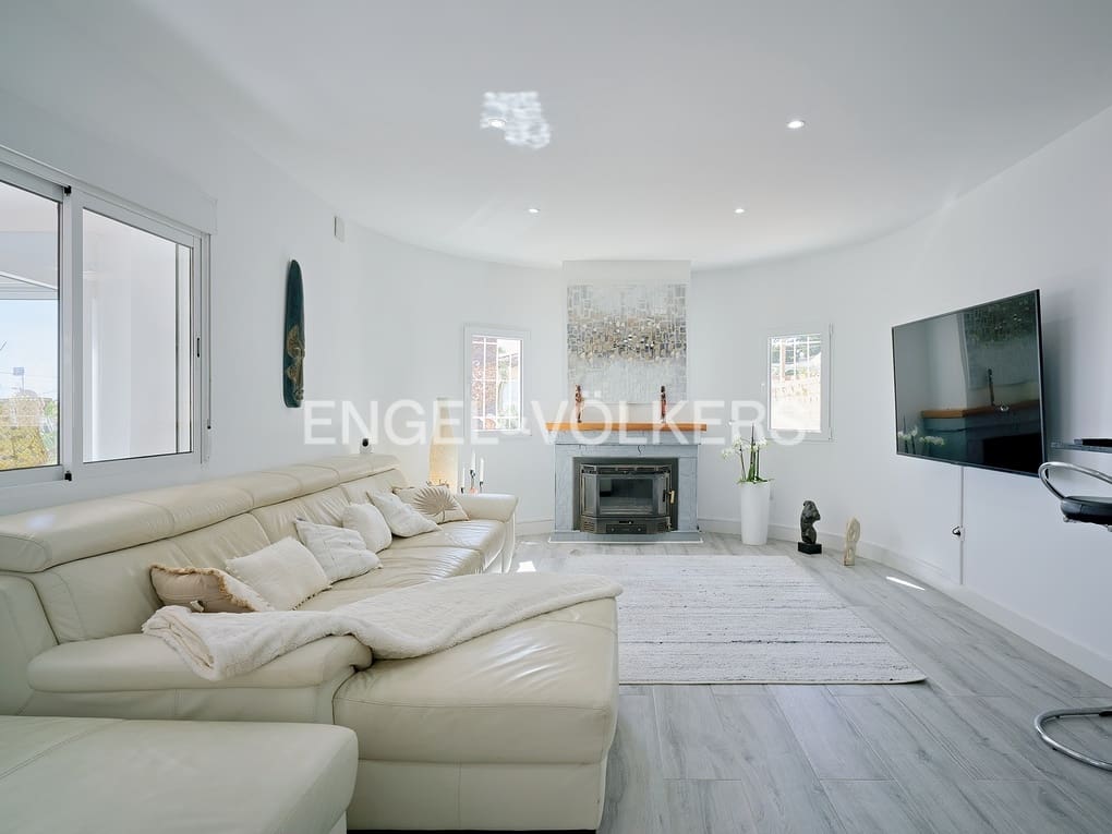 Chalet de 3 habitaciones en Calpe / Calp en venta con piscina garaje - 535.000 € (Ref: 8155547)