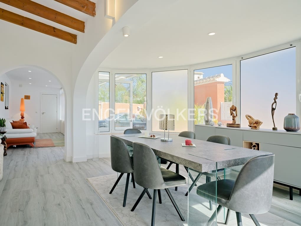 Chalet de 3 habitaciones en Calpe / Calp en venta con piscina garaje - 535.000 € (Ref: 8155547)