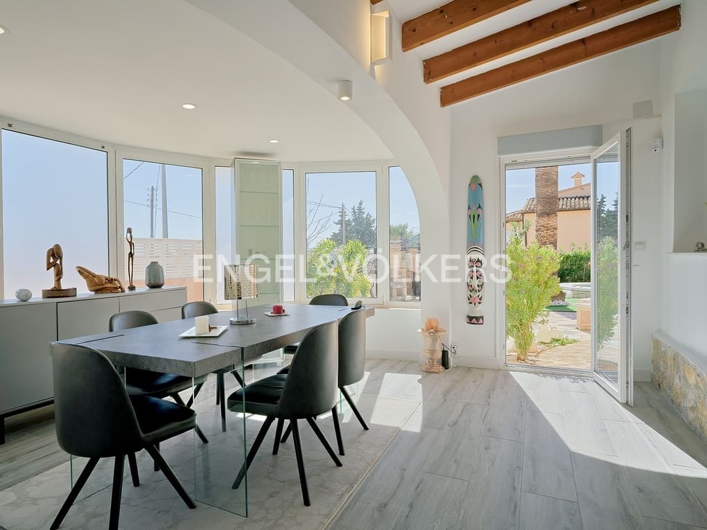 Chalet de 3 habitaciones en Calpe / Calp en venta con piscina garaje - 535.000 € (Ref: 8155547)